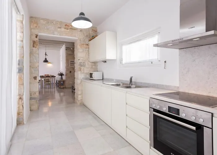 Eridan Parikia (Paros)